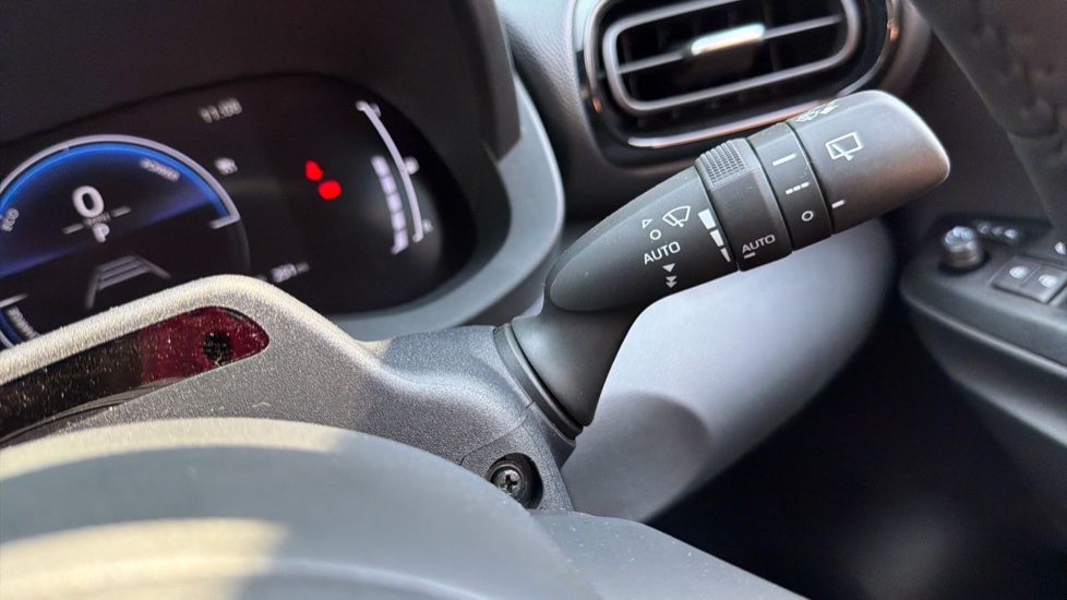 Mazda 2 Hybrid 1.5i Hybrid Homura 5dr CVT Hybrid Hatchback - Image 27