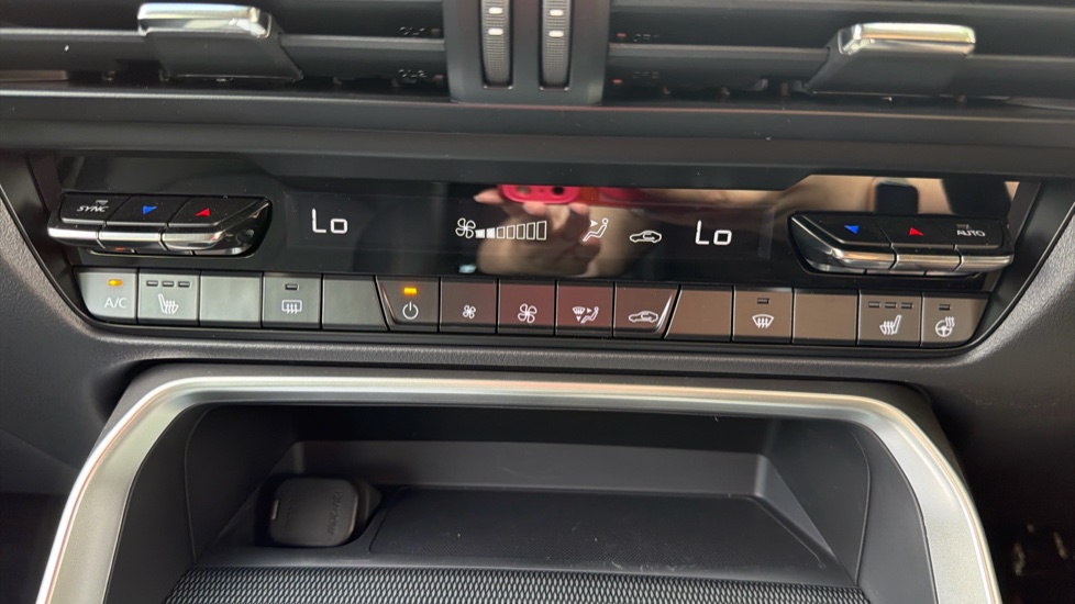 Mazda CX-60 2.5 PHEV Exclusive-Line 5dr Auto Estate - Image 30