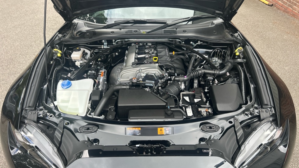 Mazda MX-5 2.0 [184] Exclusive-Line 2dr Petrol Convertible RF - Image 8