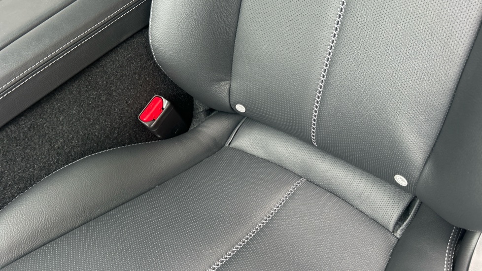 Mazda MX-5 2.0 [184] Exclusive-Line 2dr Petrol Convertible RF - Image 17