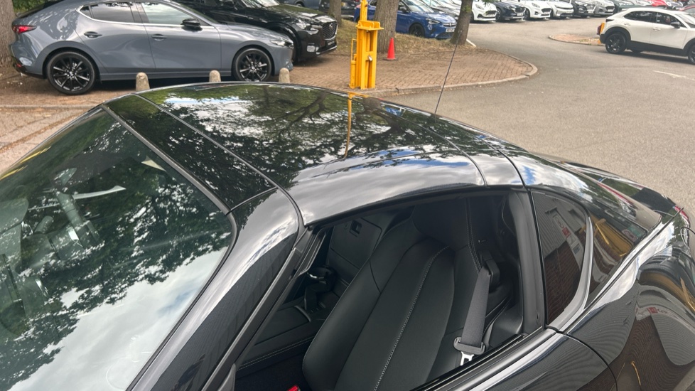 Mazda MX-5 2.0 [184] Exclusive-Line 2dr Petrol Convertible RF - Image 21