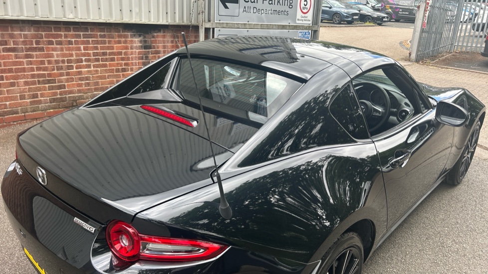 Mazda MX-5 2.0 [184] Exclusive-Line 2dr Petrol Convertible RF - Image 28