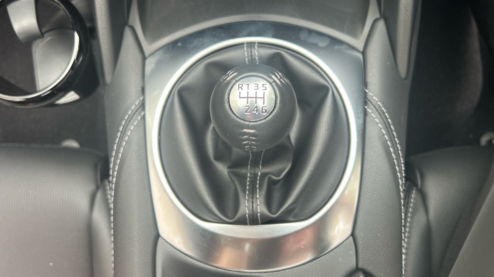 Mazda MX-5 2.0 [184] Exclusive-Line 2dr Petrol Convertible RF - Image 40