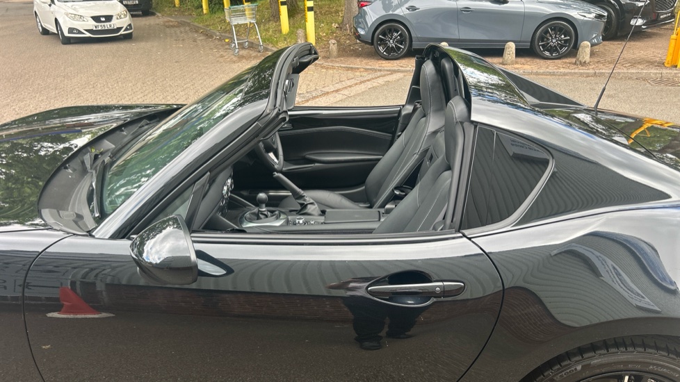 Mazda MX-5 2.0 [184] Exclusive-Line 2dr Petrol Convertible RF - Image 44