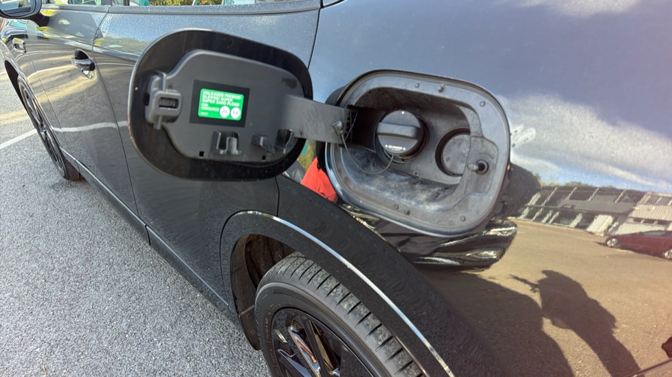 Mazda CX-60 2.5 PHEV Homura Plus 5dr Auto Estate - Image 45