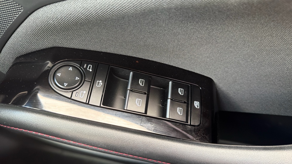 Mazda 3 2.5 e-Skyactiv G MHEV [140] Homura 5dr Auto Petrol Hatchback - Image 21