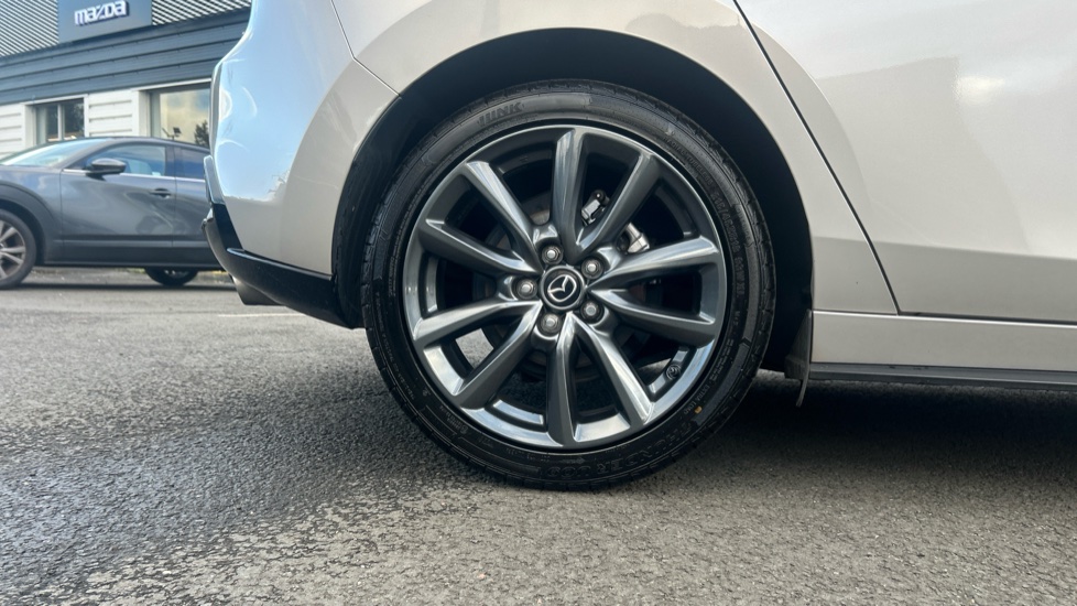 Mazda 3 2.5 e-Skyactiv G MHEV 140 Exclusive-Line 5dr Auto Petrol Hatchback - Image 7