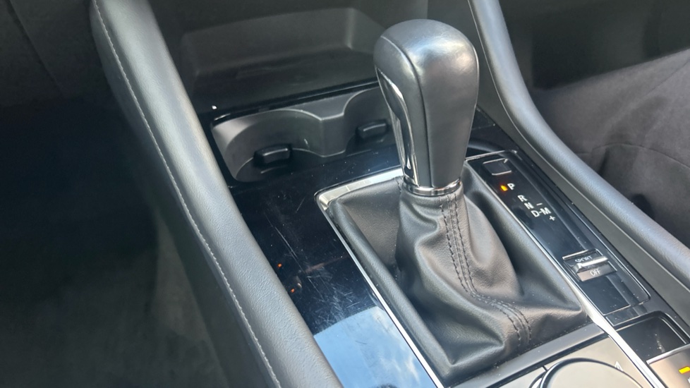 Mazda 3 2.5 e-Skyactiv G MHEV 140 Exclusive-Line 5dr Auto Petrol Hatchback - Image 13