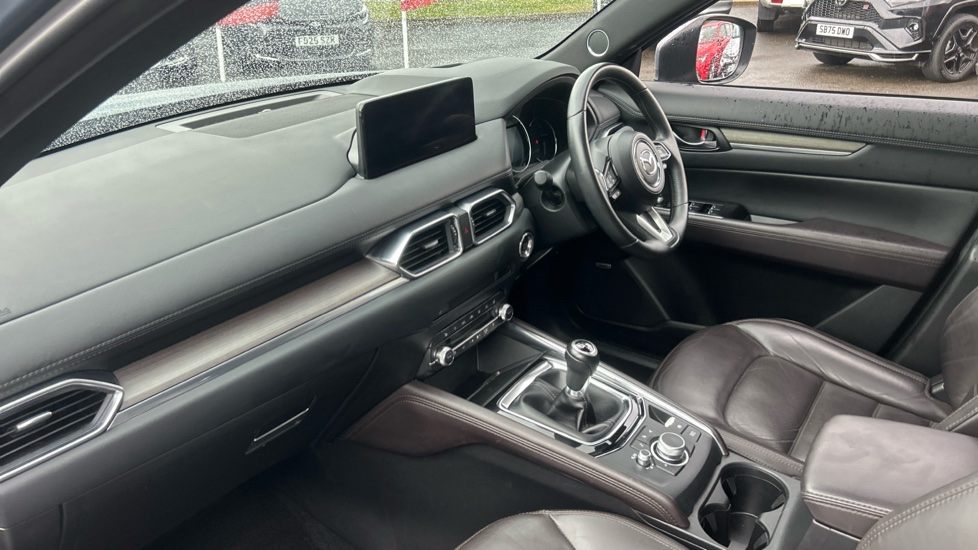 Mazda CX-5 2.0 e-Skyactiv G MHEV Takumi 5dr Petrol Estate - Image 9