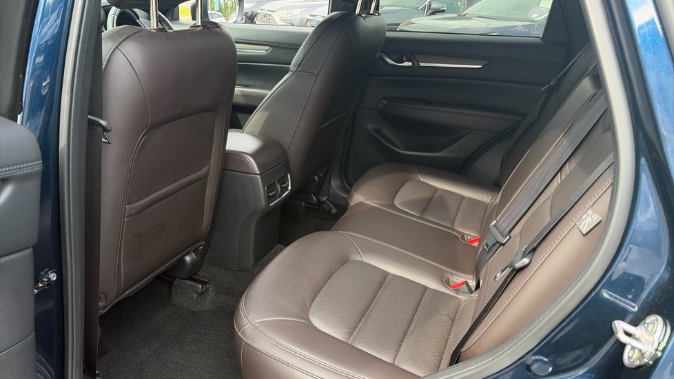 Mazda CX-5 2.0 e-Skyactiv G MHEV Takumi 5dr Petrol Estate - Image 16