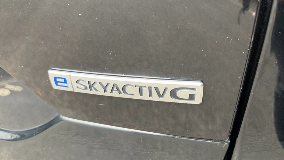 Mazda CX-5 2.0 e-Skyactiv G MHEV Takumi 5dr Petrol Estate - Image 8