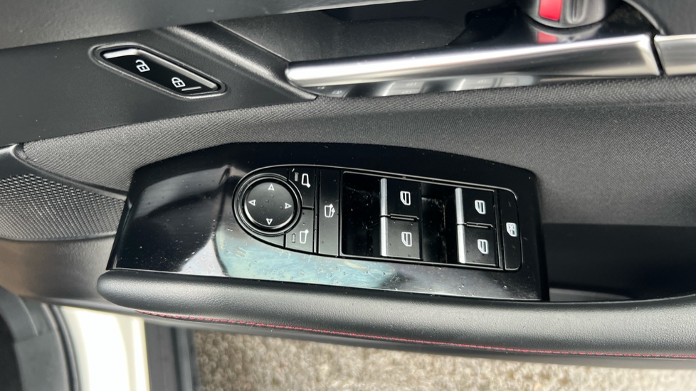 Mazda CX-30 2.5 e-Skyactiv G MHEV [140] Homura 5dr Petrol Hatchback - Image 32