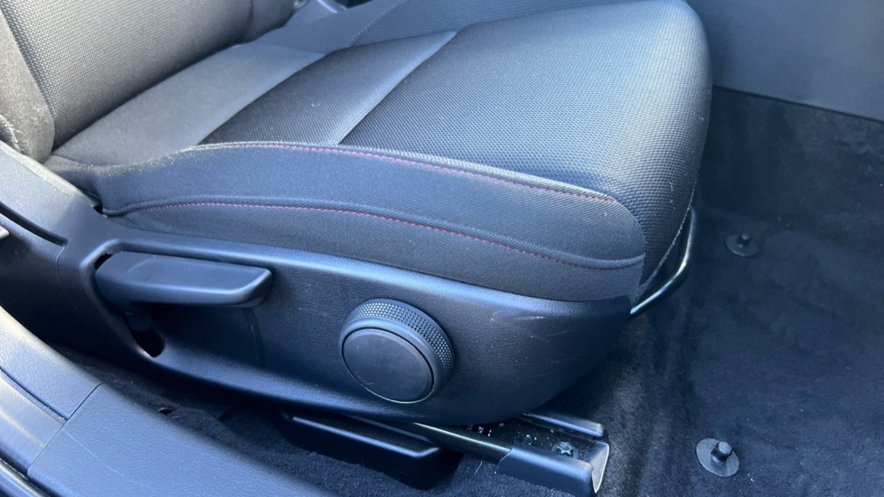 Mazda 3 2.5 e-Skyactiv G MHEV [140] Homura 5dr Auto Petrol Hatchback - Image 33