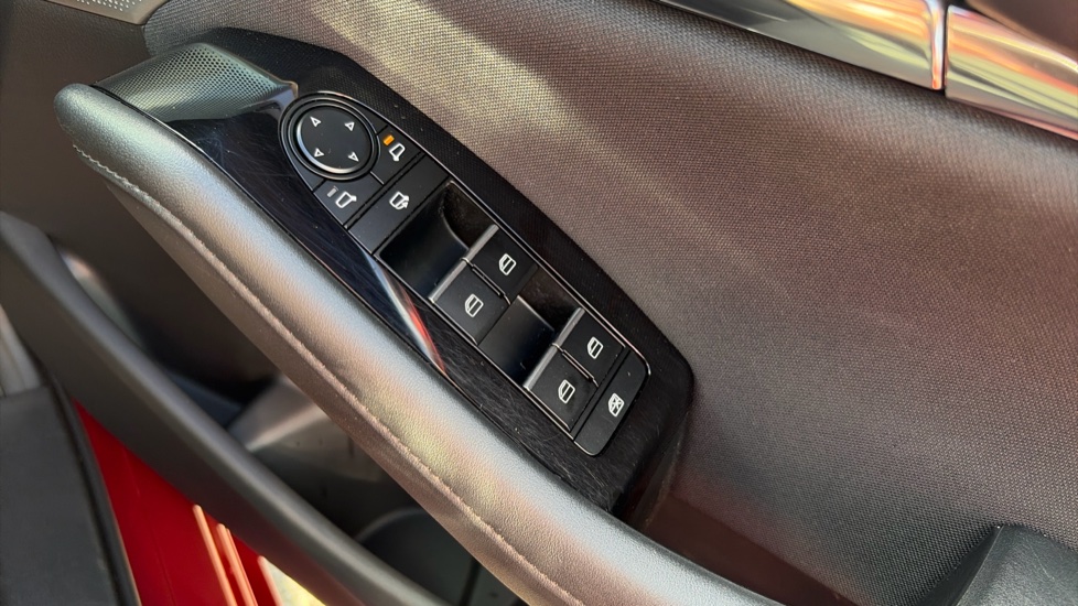 Mazda 3 2.0 e-Skyactiv G MHEV Exclusive-Line 5dr Petrol Hatchback - Image 32