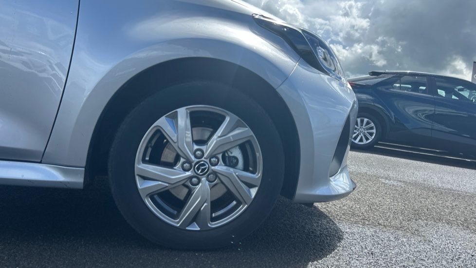Mazda 2 Hybrid 1.5i Hybrid Exclusive Line 5dr CVT Hybrid Hatchback - Image 7