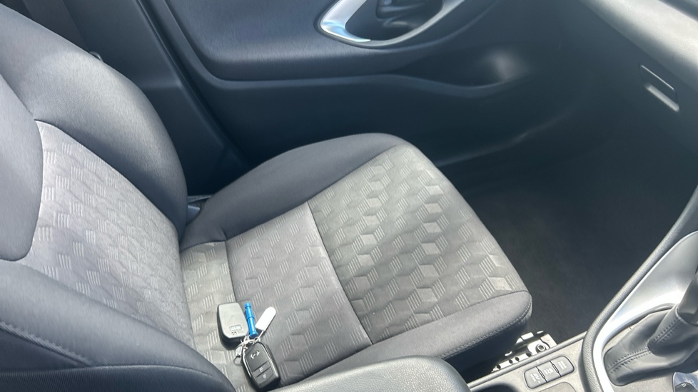 Mazda 2 Hybrid 1.5i Hybrid Exclusive Line 5dr CVT Hybrid Hatchback - Image 14