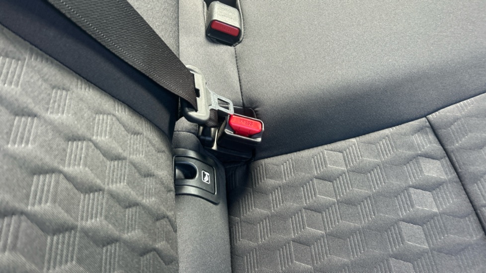 Mazda 2 Hybrid 1.5i Hybrid Exclusive Line 5dr CVT Hybrid Hatchback - Image 17