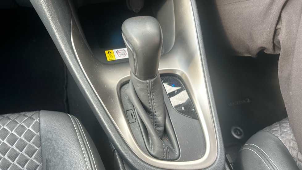 Mazda 2 Hybrid 1.5i Hybrid Select 5dr CVT Hybrid Hatchback - Image 13