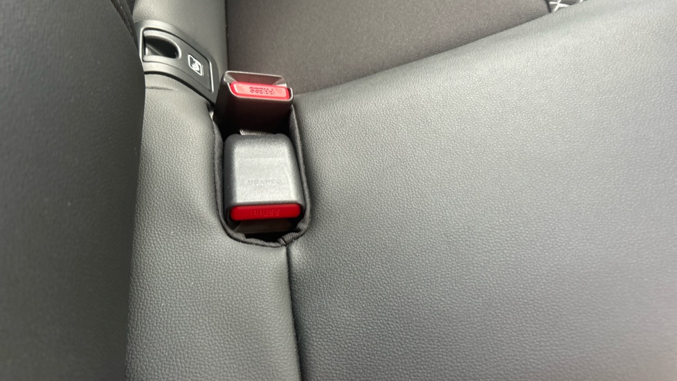 Mazda 2 Hybrid 1.5i Hybrid Select 5dr CVT Hybrid Hatchback - Image 17