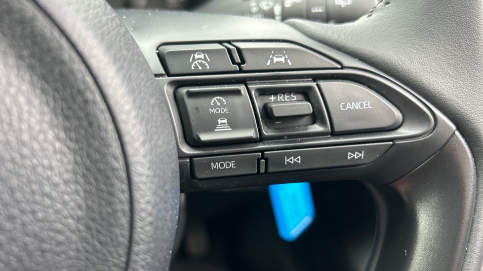 Mazda 2 Hybrid 1.5i Hybrid Centre Line 5dr CVT Hybrid Hatchback - Image 23