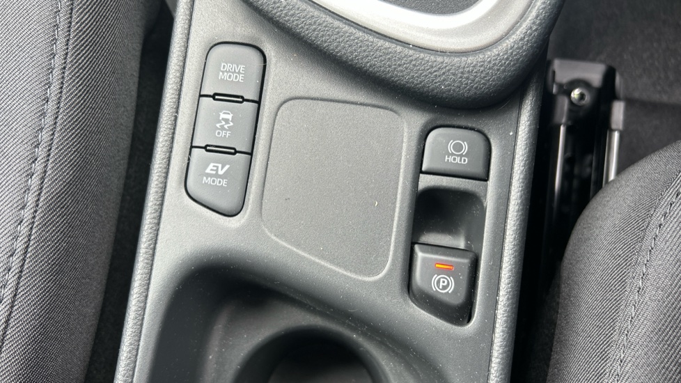 Mazda 2 Hybrid 1.5i Hybrid Centre Line 5dr CVT Hybrid Hatchback - Image 33