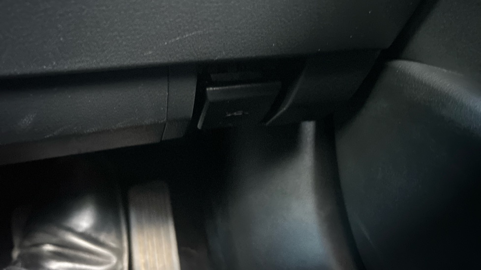 Mazda 3 2.0 e-Skyactiv G MHEV Homura 5dr Petrol Hatchback - Image 36