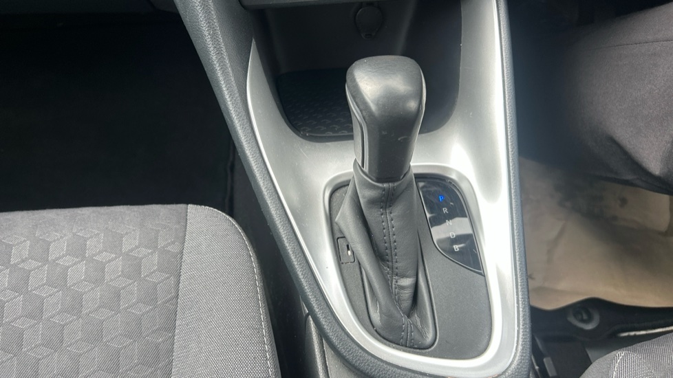 Mazda 2 Hybrid 1.5i Hybrid Agile 5dr CVT Hybrid Hatchback - Image 13