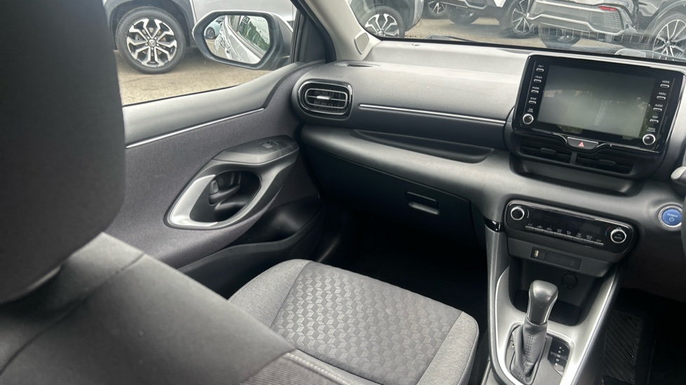 Mazda 2 Hybrid 1.5i Hybrid Agile 5dr CVT Hybrid Hatchback - Image 14