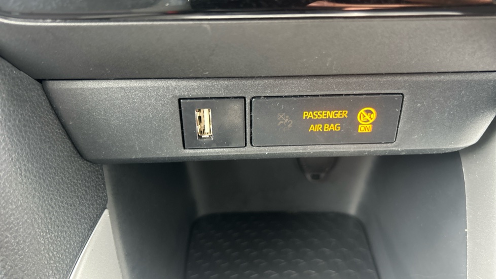 Mazda 2 Hybrid 1.5i Hybrid Agile 5dr CVT Hybrid Hatchback - Image 23