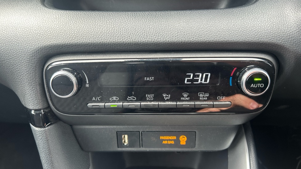 Mazda 2 Hybrid 1.5i Hybrid Agile 5dr CVT Hybrid Hatchback - Image 24