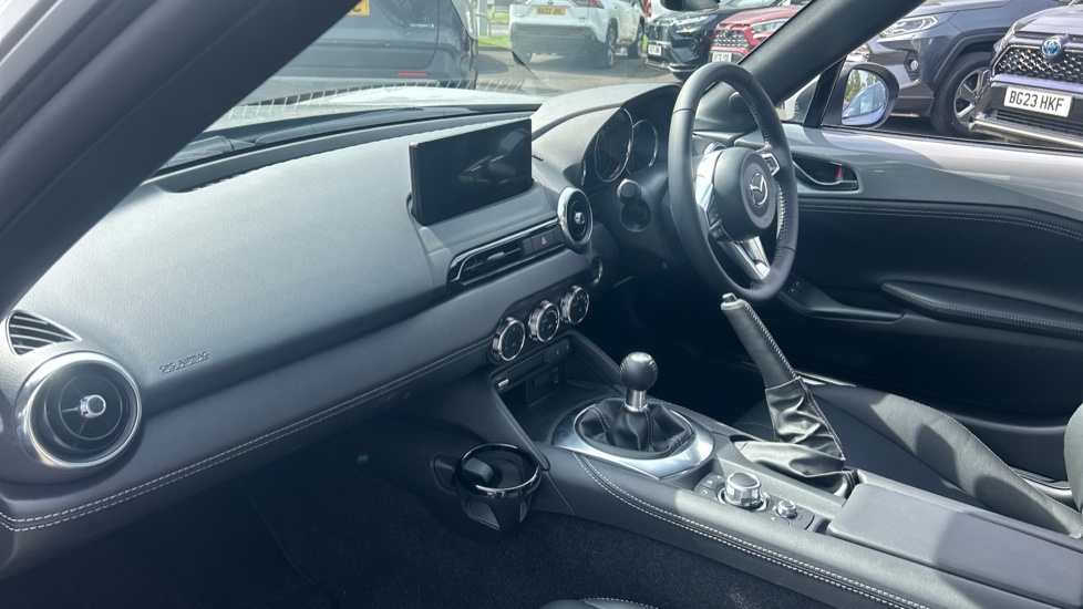 Mazda MX-5 2.0 [184] Exclusive-Line 2dr Petrol Convertible RF - Image 9