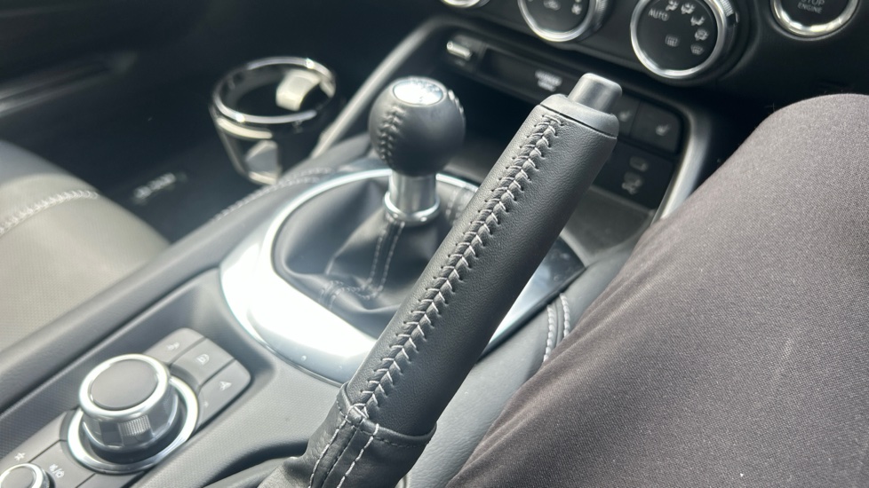 Mazda MX-5 2.0 [184] Exclusive-Line 2dr Petrol Convertible RF - Image 22
