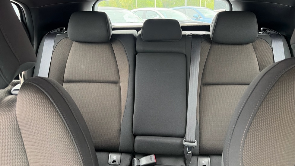 Mazda 3 2.0 Skyactiv G MHEV SE-L Lux 5dr Petrol Hatchback - Image 15