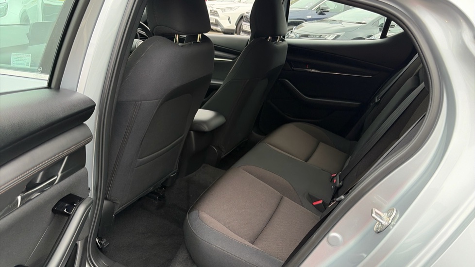 Mazda 3 2.0 Skyactiv G MHEV SE-L Lux 5dr Petrol Hatchback - Image 16