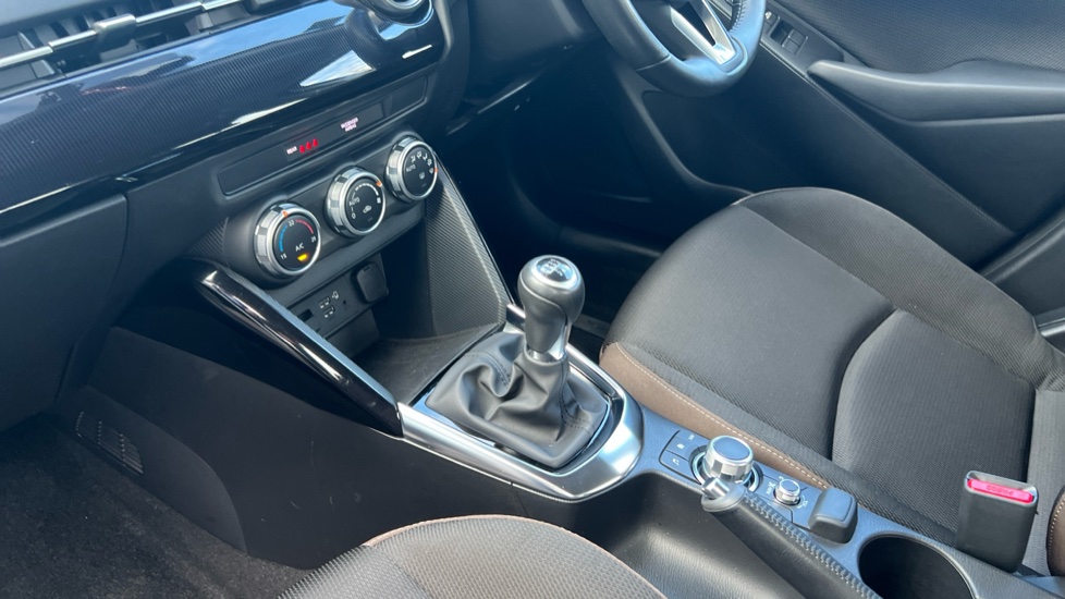 Mazda 2 1.5 e-Skyactiv G MHEV SE-L 5dr Petrol Hatchback - Image 13