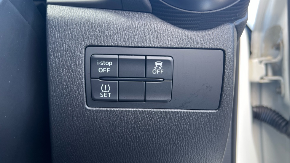 Mazda 2 1.5 e-Skyactiv G MHEV SE-L 5dr Petrol Hatchback - Image 39