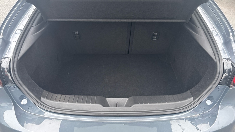 Mazda 3 2.5 e-Skyactiv G MHEV [140] Homura 5dr Auto Petrol Hatchback - Image 4