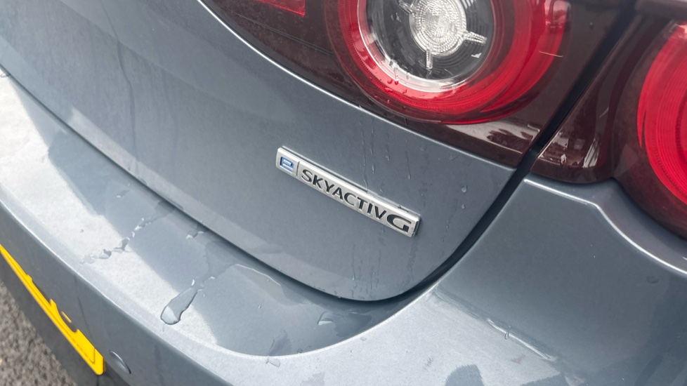 Mazda 3 2.5 e-Skyactiv G MHEV [140] Homura 5dr Auto Petrol Hatchback - Image 8