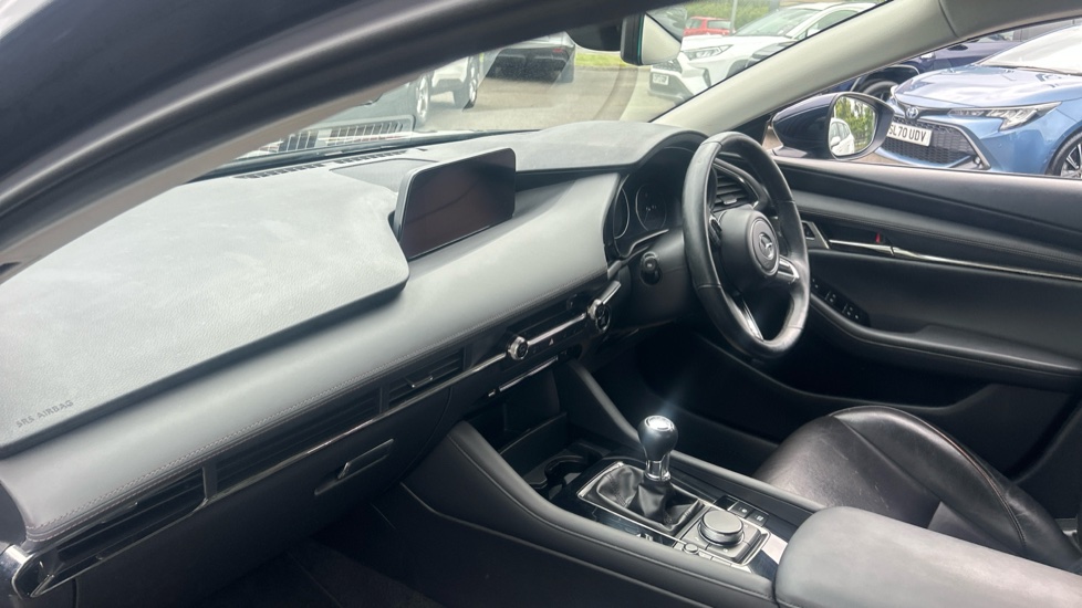 Mazda 3 2.0 Skyactiv-X MHEV GT Sport 4dr Petrol Saloon - Image 9