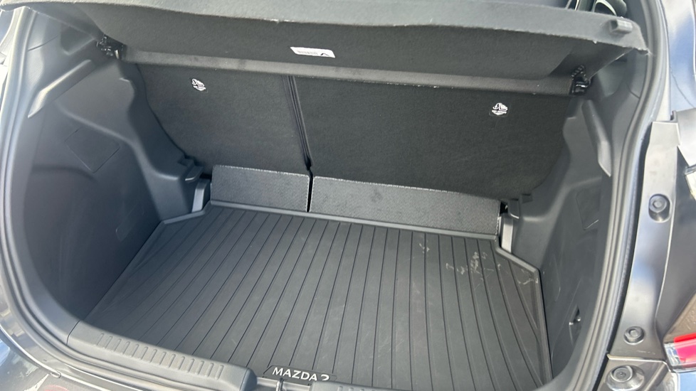 Mazda 2 Hybrid 1.5i Hybrid Homura 5dr CVT Hybrid Hatchback - Image 4