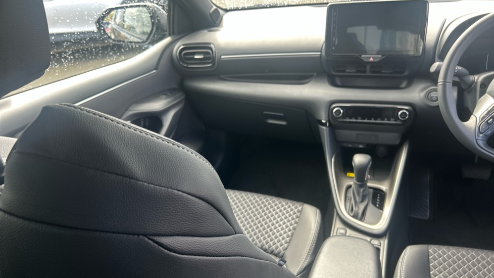 Mazda 2 Hybrid 1.5i Hybrid Homura 5dr CVT Hybrid Hatchback - Image 14