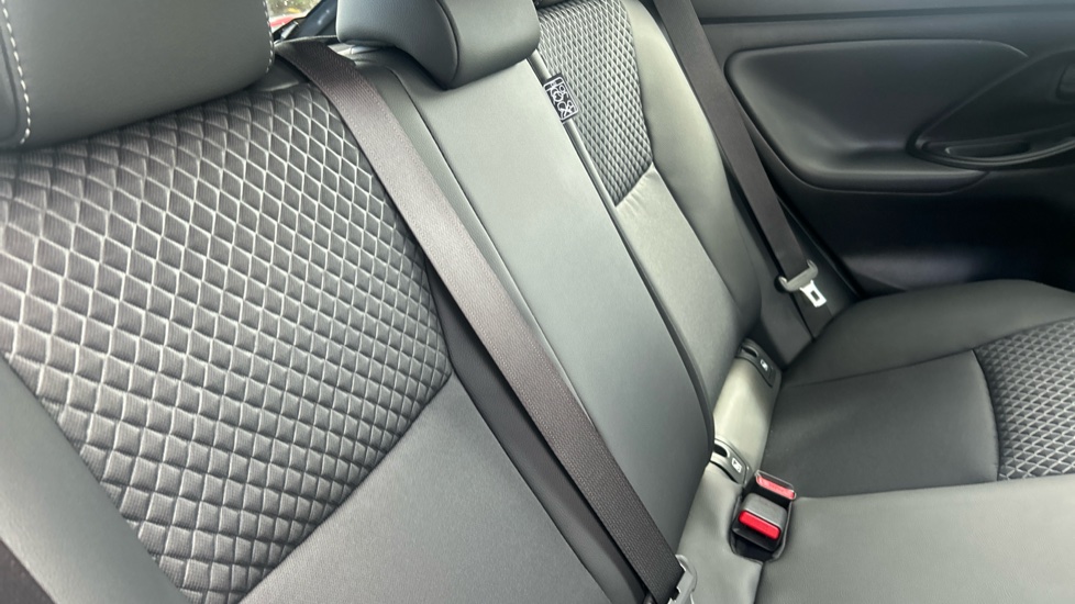 Mazda 2 Hybrid 1.5i Hybrid Homura 5dr CVT Hybrid Hatchback - Image 15