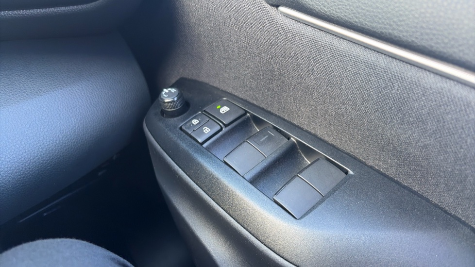 Mazda 2 Hybrid 1.5i Hybrid Agile 5dr CVT Hybrid Hatchback - Image 25
