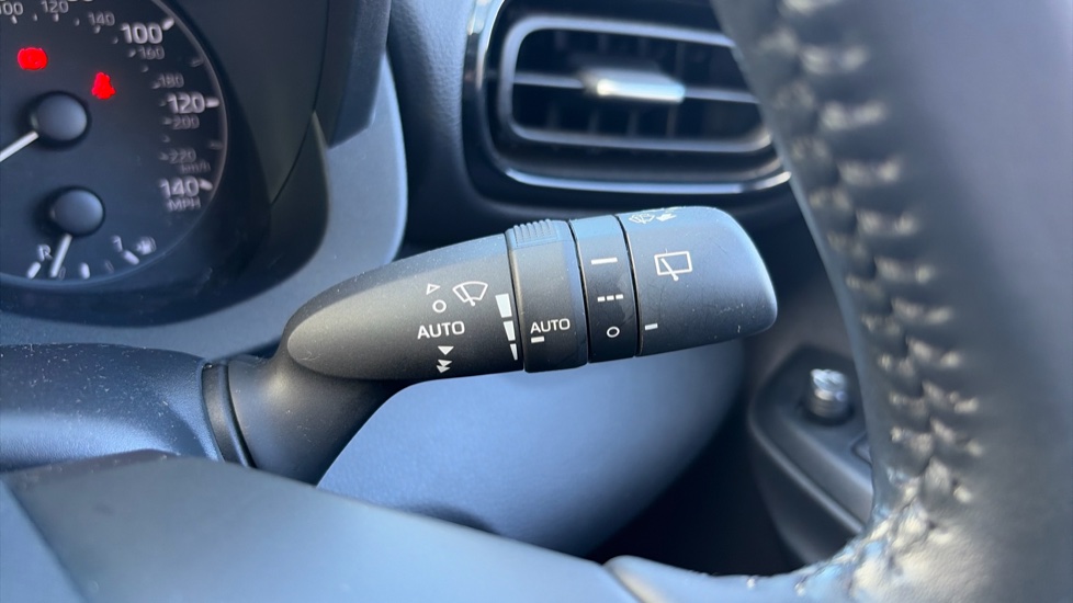 Mazda 2 Hybrid 1.5i Hybrid Agile 5dr CVT Hybrid Hatchback - Image 26
