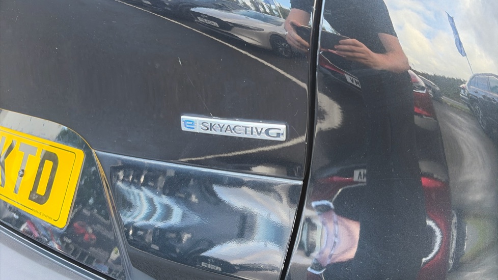 Mazda CX-30 2.0 e-Skyactiv G MHEV Sport Lux 5dr Petrol Hatchback - Image 8