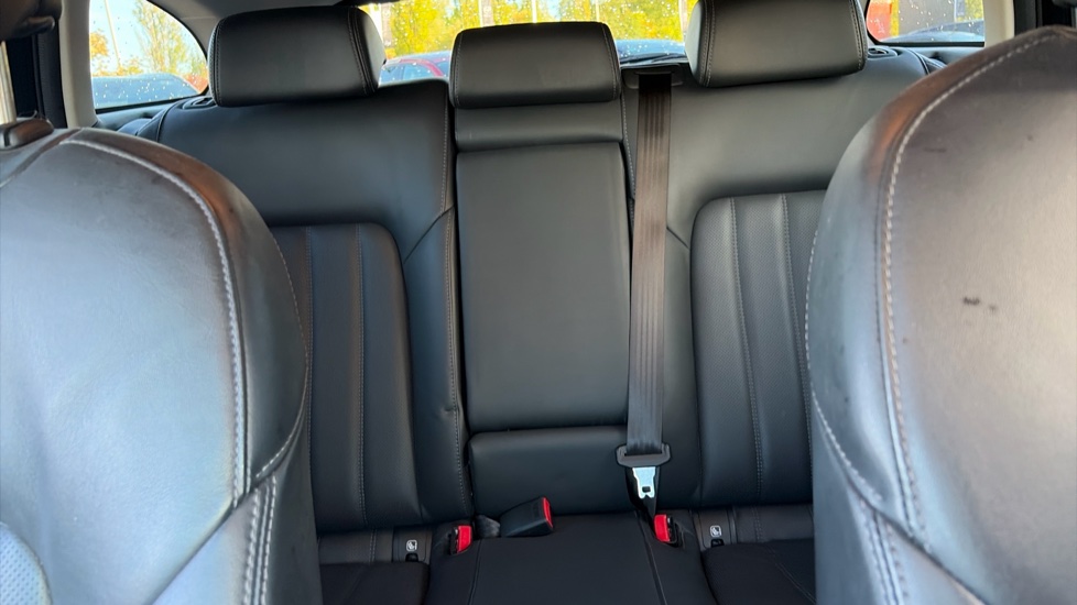 Mazda 6 2.0 Skyactiv-G Sport 5dr Petrol Estate - Image 15