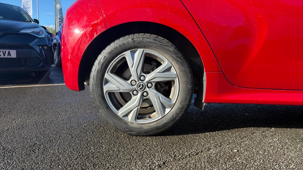 Mazda 2 Hybrid 1.5i Hybrid Exclusive Line 5dr CVT Hybrid Hatchback - Image 7