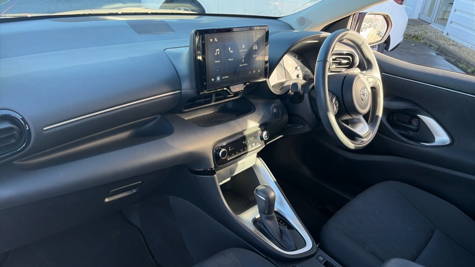 Mazda 2 Hybrid 1.5i Hybrid Exclusive Line 5dr CVT Hybrid Hatchback - Image 9