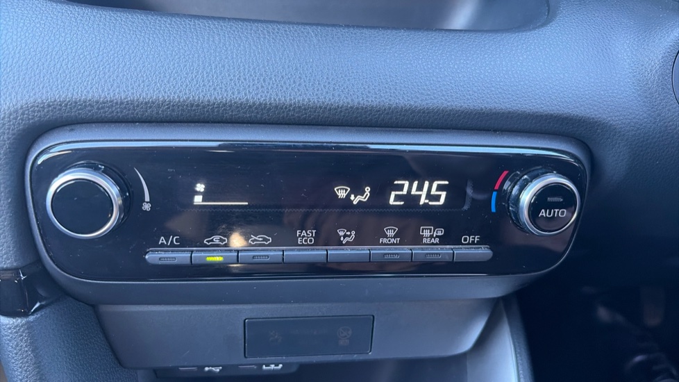 Mazda 2 Hybrid 1.5i Hybrid Exclusive Line 5dr CVT Hybrid Hatchback - Image 28