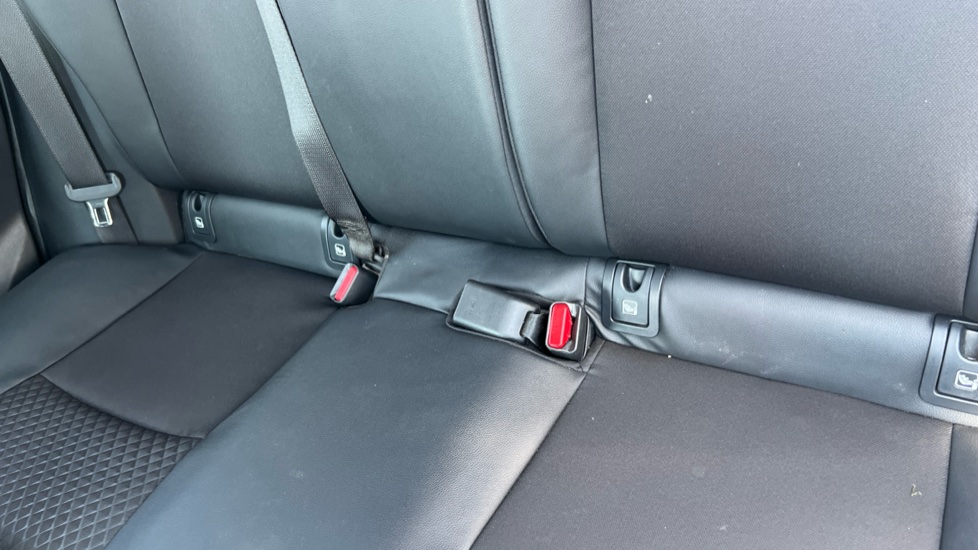 Mazda 2 Hybrid 1.5i Hybrid Select 5dr CVT Hybrid Hatchback - Image 17